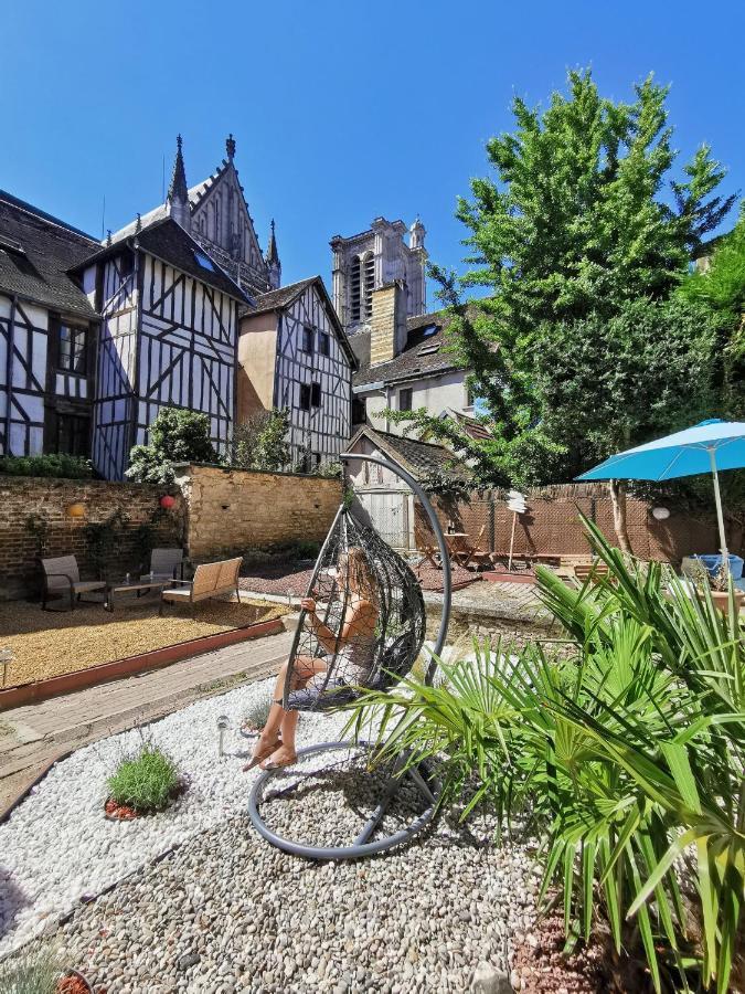 Le Chat De La Cathedrale - Calme - Jardin - Wifi Troyes Dış mekan fotoğraf